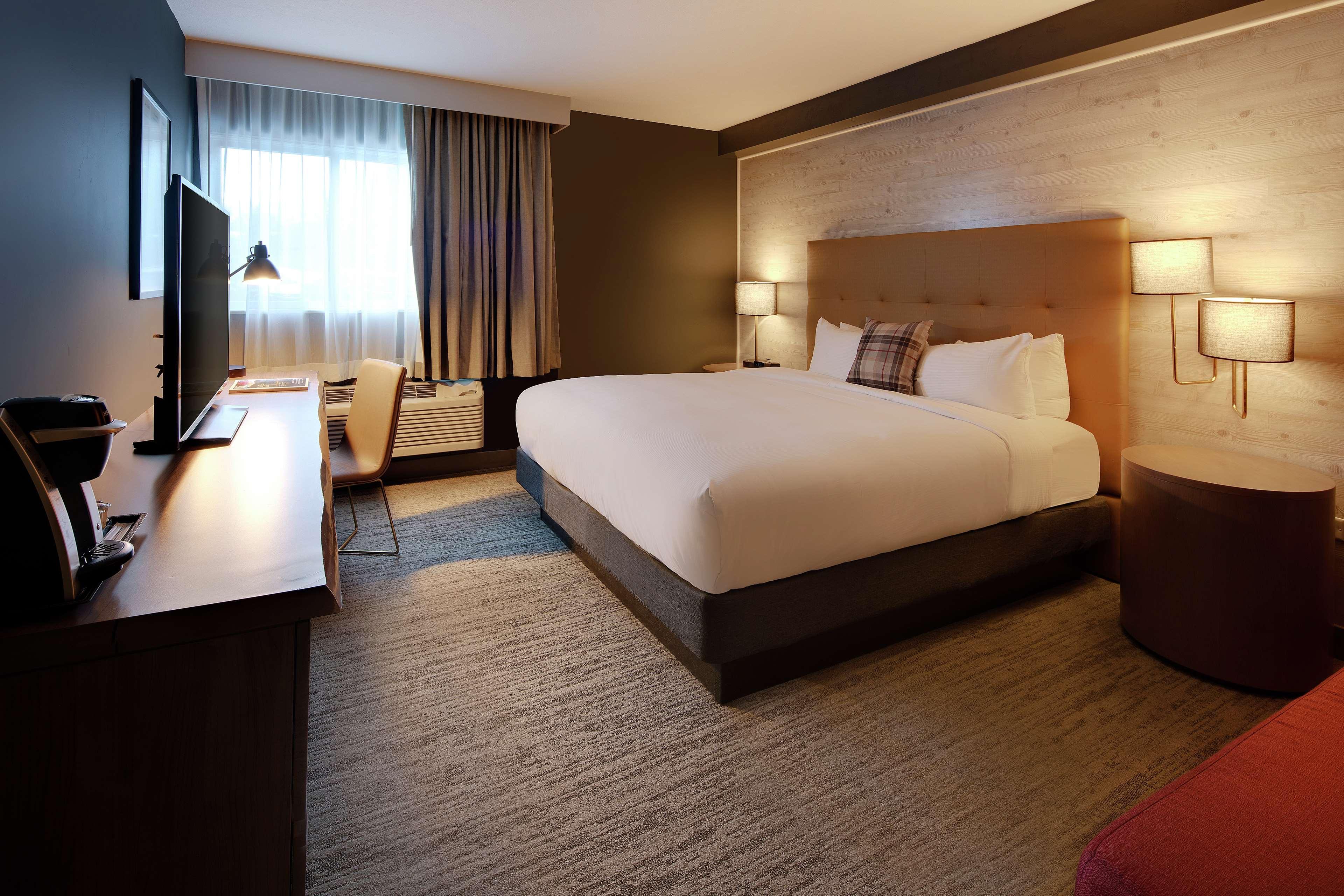 Highline Vail - A Doubletree By Hilton Hotell Exteriör bild