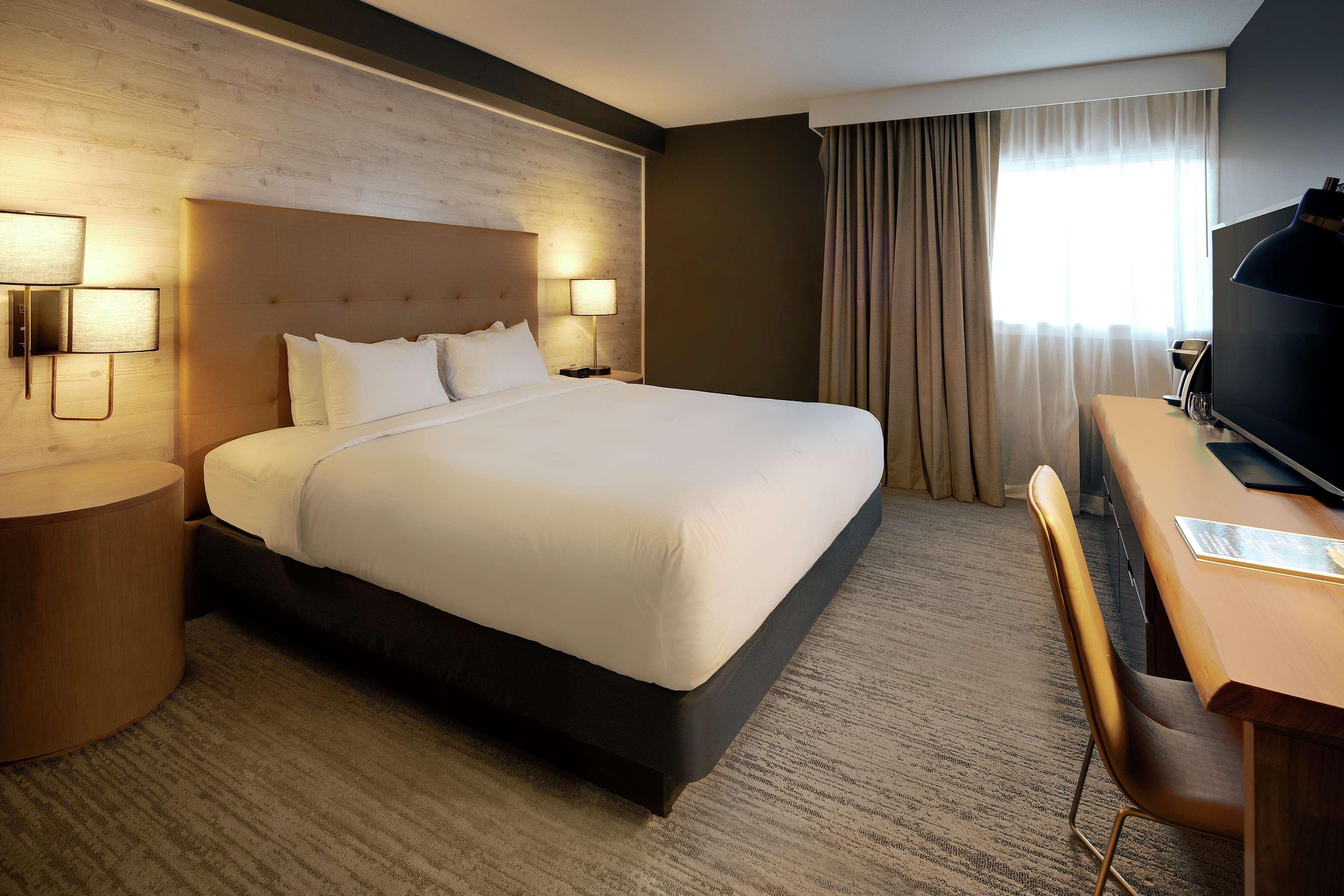 Highline Vail - A Doubletree By Hilton Hotell Exteriör bild