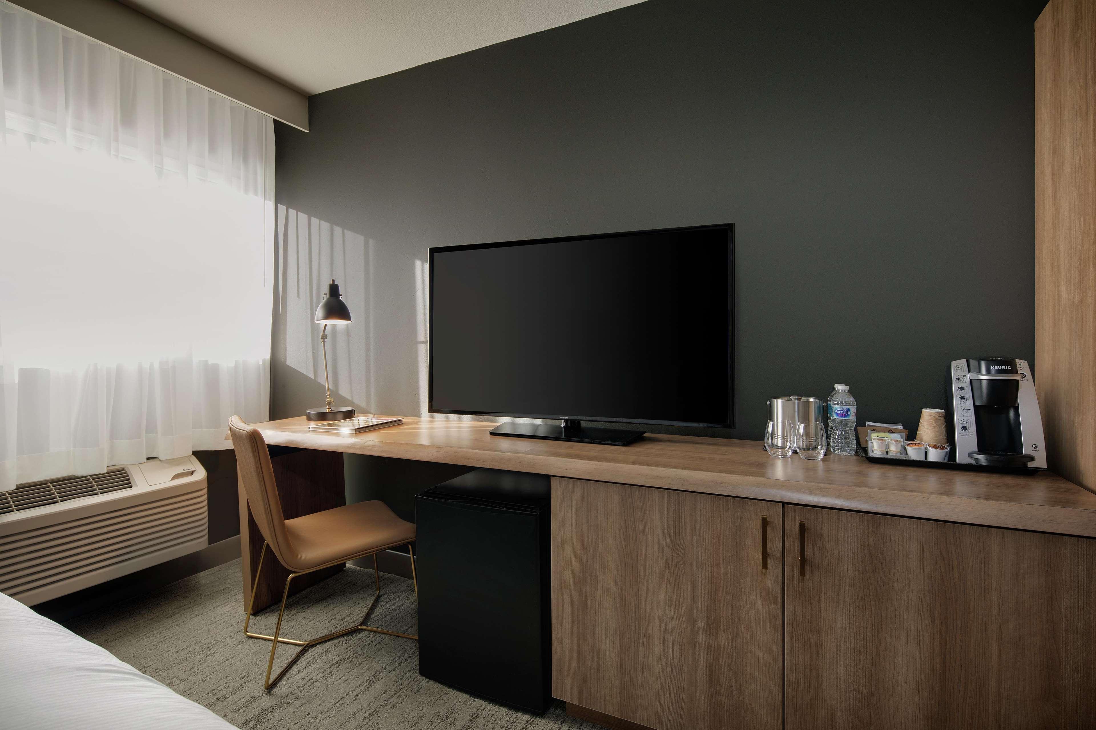 Highline Vail - A Doubletree By Hilton Hotell Exteriör bild