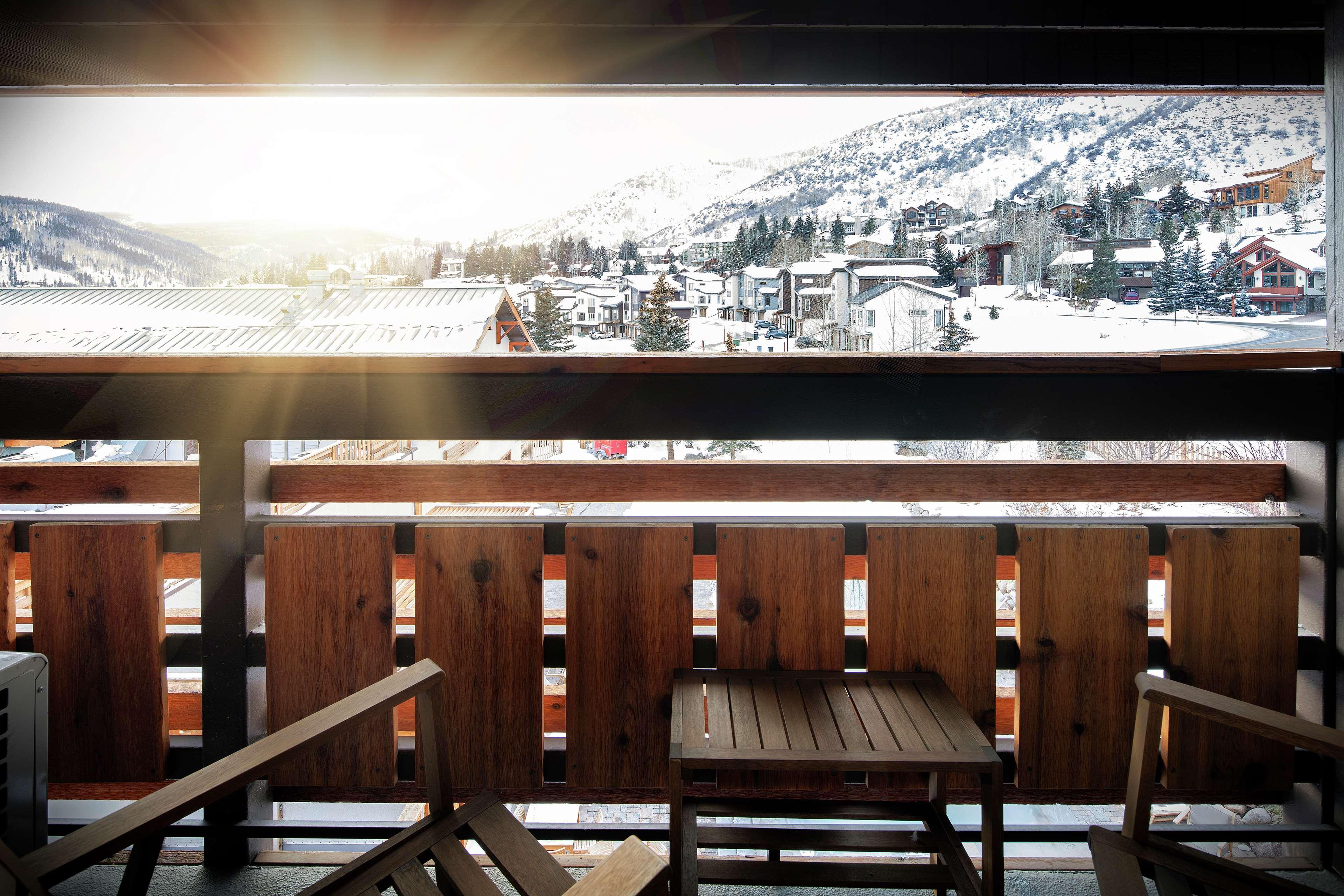 Highline Vail - A Doubletree By Hilton Hotell Exteriör bild